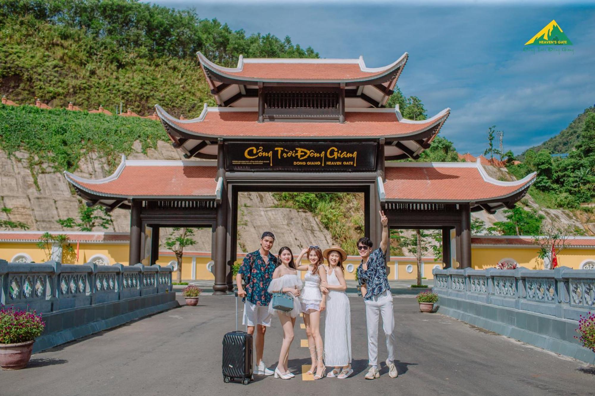 Fivitel Cong Troi Dong Giang - Fivitel Dong Giang Heaven'S Gate Hotell Eksteriør bilde