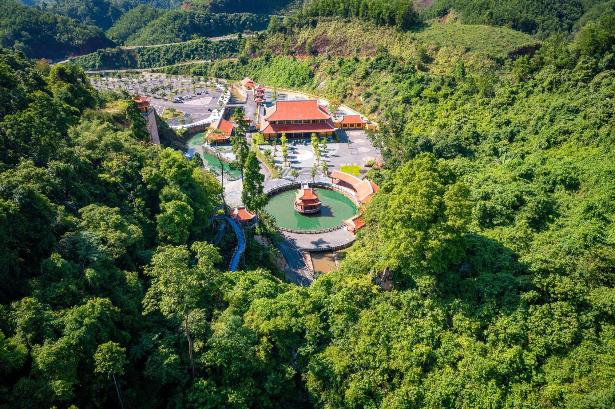 Fivitel Cong Troi Dong Giang - Fivitel Dong Giang Heaven'S Gate Hotell Eksteriør bilde